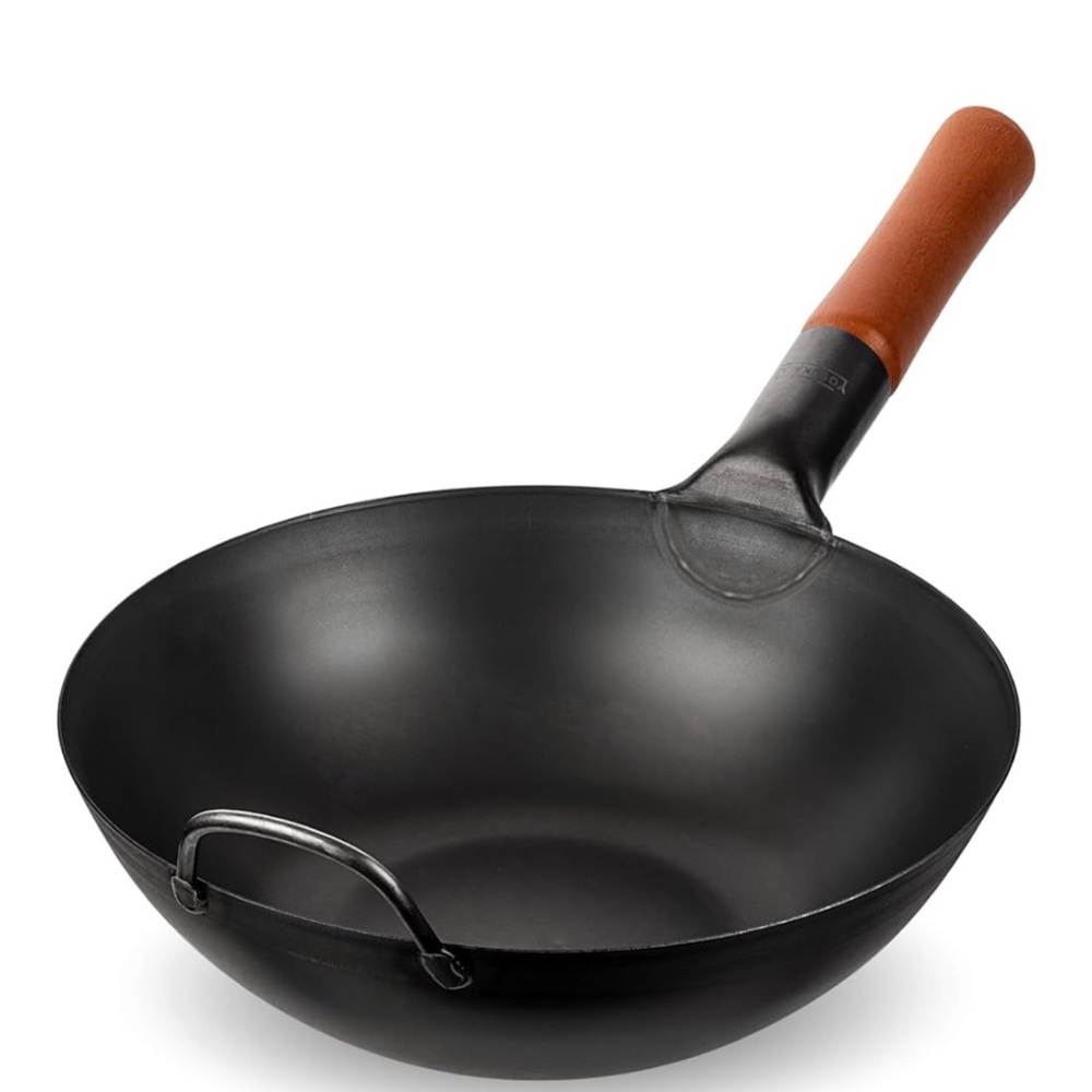 Black Wok with Wooden Handle